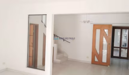 Sobrado de 170m², 2 Dormitórios, Indianópolis