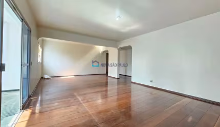 Apartamento com 4 Quartos e 5 banheiros, 4 vagas  à Venda  em  Moema, por R$ 2.700.000.00