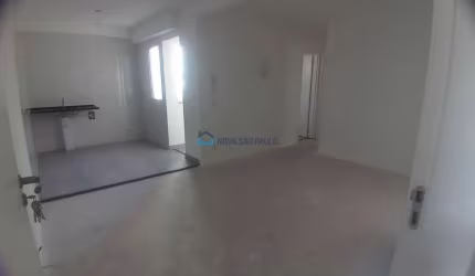Apartamento 2 Dormitórios e 1 Vaga à Venda na Vila Gumercindo.