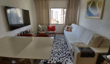 Apartamento /2 dormitórios / Vila Gumercindo