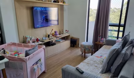 Apartamento Zoológico, andar mediano, reformado,  próximo as escolas, delegacia, supermercados,.