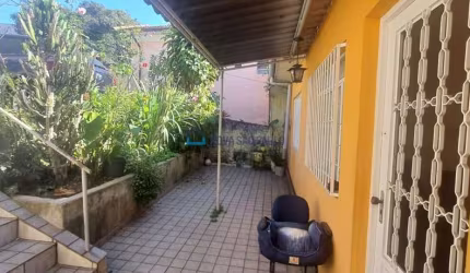 Casa térrea, na Saúde
