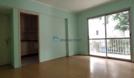 Apartamento à Venda no Brooklin - 3 dormitórios - 1 suíte.