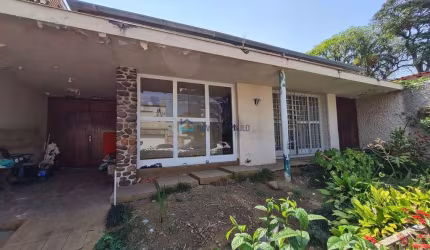 Terreno de 268 m² com uma casa com 197 m², próximo do Metrô Eucaliptos.