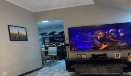 Sobrado 170m² - 3 Dormitórios, 3 Vagas - São João Clímaco