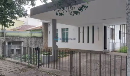 Casa com 4 quartos e 5 vagas