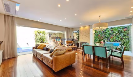 Casa em condomínio a venda|Moema - Ibirapuera|3 Quartos - Suítes|4 vagas|Piscina