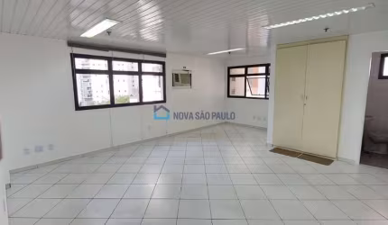 Sala comercial  ao lado do Metro Conceição.
