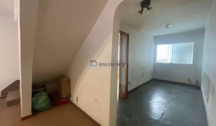 Sobrado comercial à venda, 2 quartos, Vila Clementino.