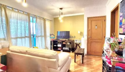 Apartamento, próximo ao metrô Praça da Árvore com 2 vagas livres em andar alto!