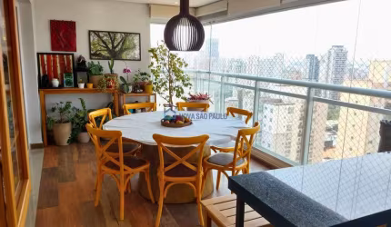 Apartamento a venda em Vila Mariana  . 3 suítes . 4 banheiros . 2 vagas mais depósito