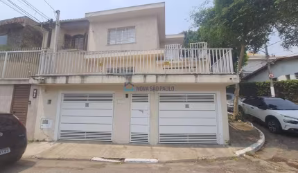 Sobrado Jardim da Saúde com 3 dormitórios e  2 vagas