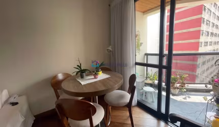 Apartamento à venda em Moema, 2 quartos, 1 suíte, 1 vaga