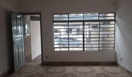 Sobrado na Cidade Vargas com 02 dormitórios