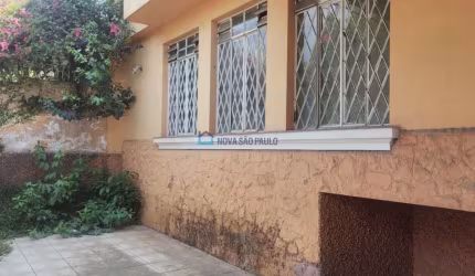 Terreno  com casa para reforma total no Planalto Paulista- 140m2 ou o terreno
