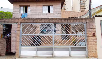 Sobrado com 2 casas no fundo a 400m do Metrô Conceição.