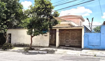 Casa com 420mt² de terreno a venda no Jardim Oriental