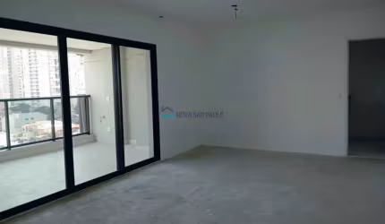 Apartamento 4 dormitórios, 2 suites, 2 vagas, 158m2, porta blindadaAclimação
