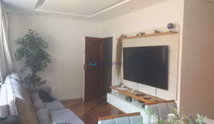 Apartamento em Indianópolis Novidade, Reformado e Fora de Rota !!!