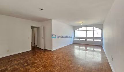 Apartamento no Jardim Europa com 1 Vaga