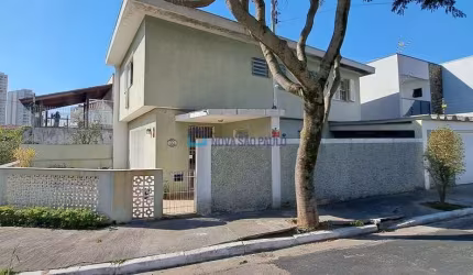 Sobrado à venda na Vila da Saúde com 2 dormitórios.