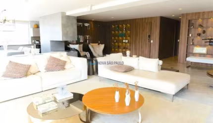 Apartamento à Venda com 4 Quartos e 4 Vagas, 278m² - Mobiliado (MOEMA)