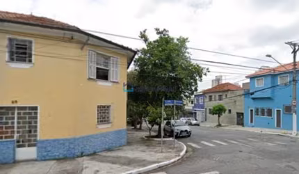 Casa à Venda no Ipiranga - 3 Dormitórios, Reformada e Próxima ao Terminal Sacomã