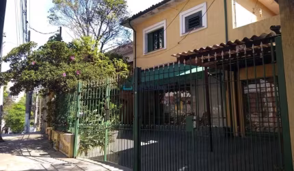 Sobrado à venda na Aclimação com 3 dormitórios