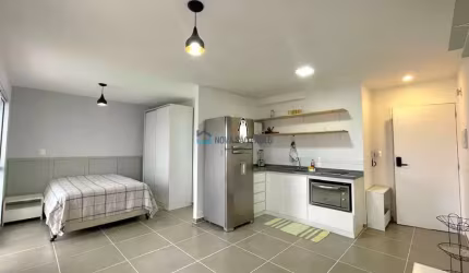 Apartamento ao lado do metrô Ana Rosa a 5min da avenida Paulista.