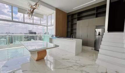 Apartamento à venda, tipo LOFT em Cerqueira Césa,120 m2