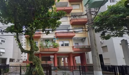 Apartamento com 173m² 3 dormiotiros 1 suite a 50mts da Praia do Gonzaga -Santos