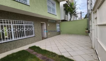 Sobrado - Moema - 200 m² - Venda