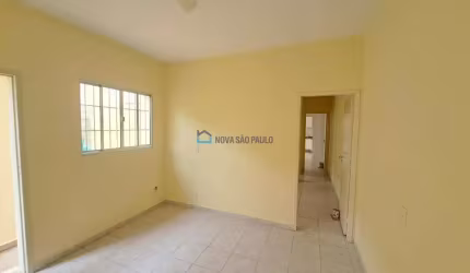 Casa Térrea assobradada com 2 quartos e 1vaga - Jardim Oriental