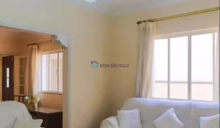 Sobrado 4 dormitórios na Saúde