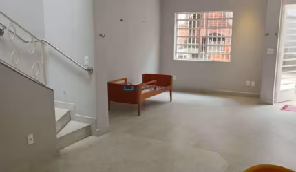 Sobrado em Mirandópolis com 190m², metrô praça da árvore!