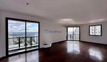 Apartamento no Campo Belo 160 m²