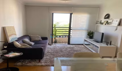 Apartamento 750 metros do Metrô São Judas
