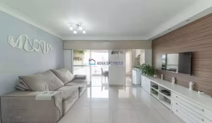 Apartamento 2 Dormitórios e 2 Vagas à Venda na Vila Gumercindo