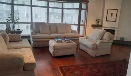 Apartamento à Venda no Itaim Bibi com 181m², 04 dormitórios sendo 02 suites.