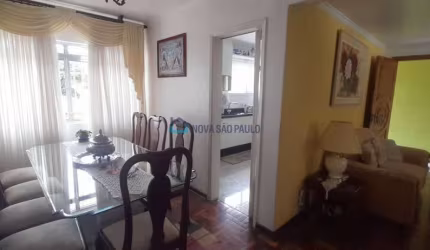 Sobrado Amplo com 3 Dormitórios, Suíte e Churrasqueira em Jabaquara