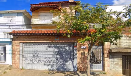 Sobrado 3 suítes 5 vagas com acabamento de primeira linha a 250m² do Assai - Jabaquara