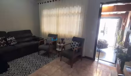 Excelente Sobrado na Vila Guarani  2 Casas no Mesmo Terreno!