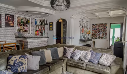 Casa térrea à venda na Vila Campestre com 6 dormitórios