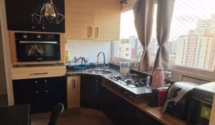 Apartamento andar alto, 1 vaga, próximo ao metrô Saúde
