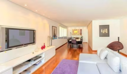 Apartamento 04 suítes, 216m² uteis e 03 garagens