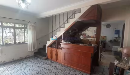 Casa à Venda com 270m²