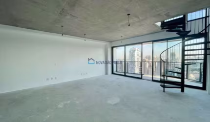 Cobertura Duplex à venda, 77m² na Vila Olímpia.