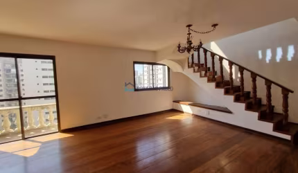Cobertura a venda com 300m² em Moema