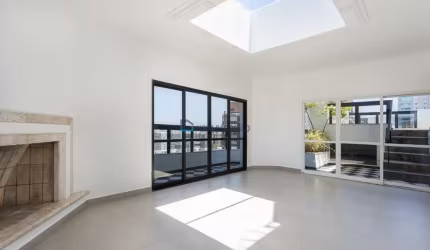 Cobertura duplex Moema 305m² , 4 dormitórios, 2 suítes , 4 vagas livres !