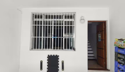 Sobrado Comercial ou Residencial com 2 quartos e 1 Vaga